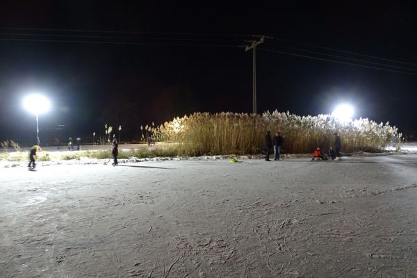 eislaufnacht2120ad3f9-8b1b-365e-ecb2-021966132186AEB10975-D236-163C-BC2B-12A5396082EF.jpg
